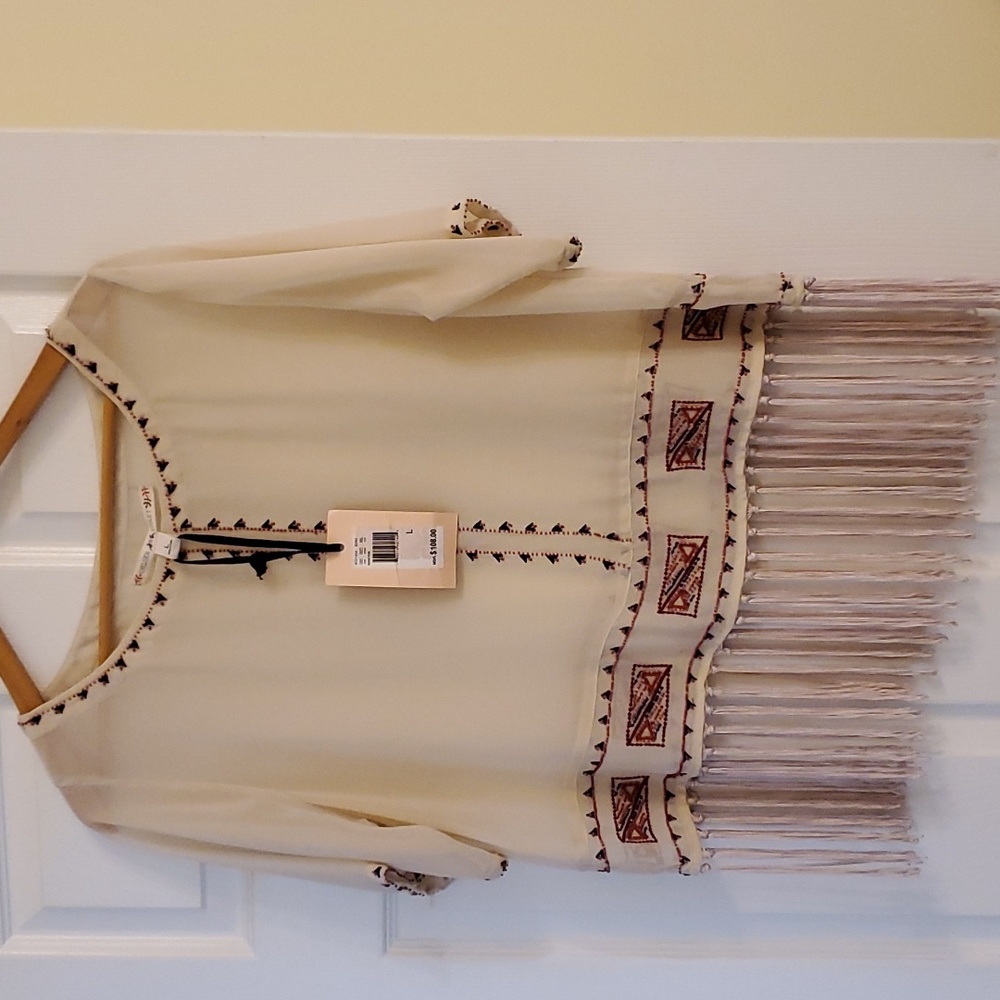 NWT Chelsea & Violet top size L